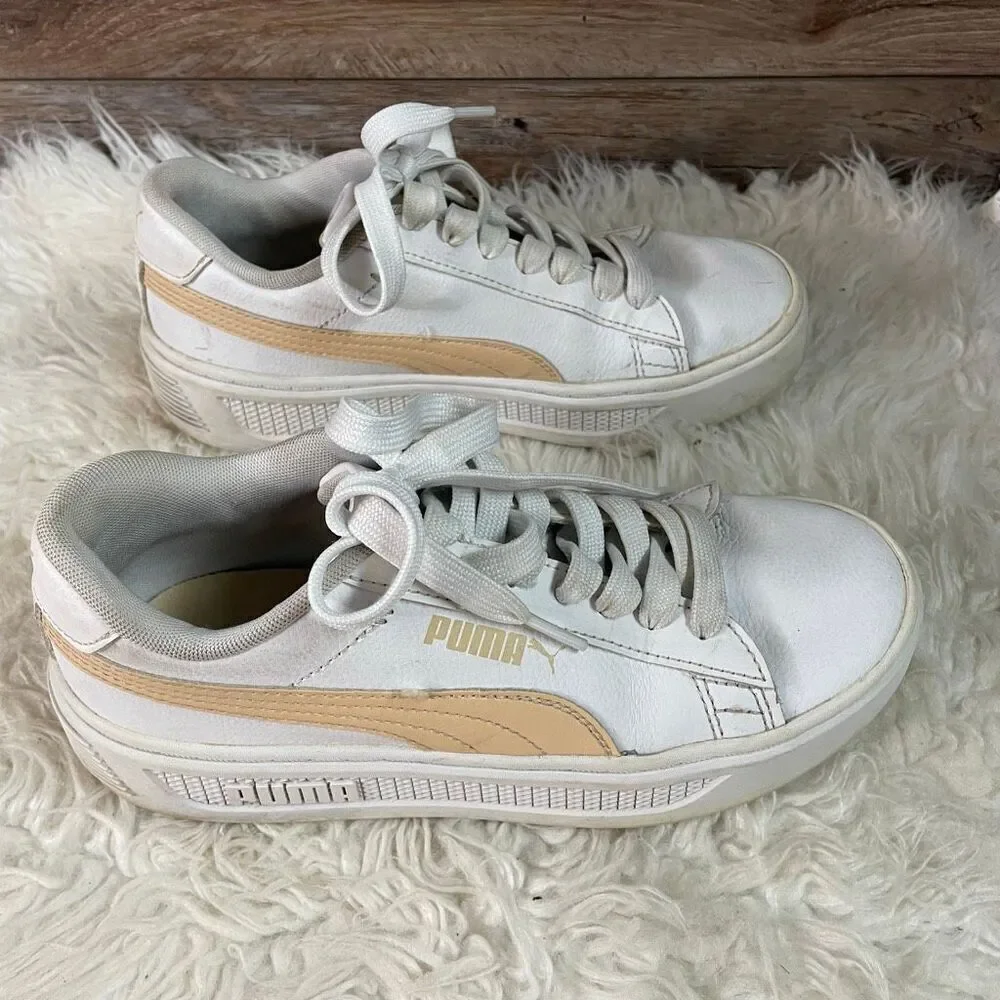 PUMA Smash Platform 3.0 Women’s Sneakers Style 390758-03 Peach White Size 7